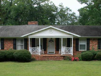 $179,000
Single Family Residential, Ranch - Hartwell, GA