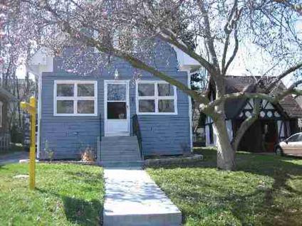 $179,500
2 Stories - ST. CHARLES, IL