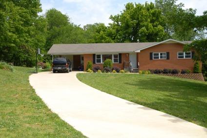 $179,500
Home & 1. 5 Acres & Year-Round Creek