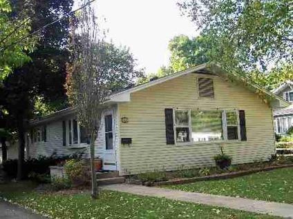 $179,900
1 Story, Ranch - ST. CHARLES, IL