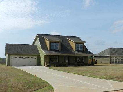 $179,900
Fort Mitchell, 4 BR 2.5 BA, 2498 SF. Kitchen is open to GR