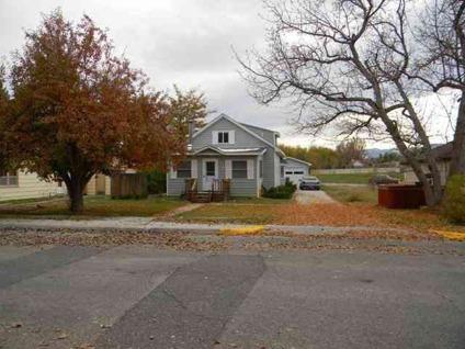 $179,900
Lander, Charming 3 bed, 2 bath home. Kitchen has been