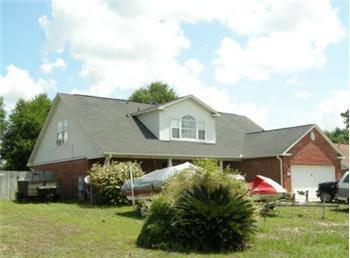 $179,900
South Crestview Home with Pool