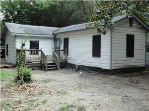 $17,500
Charleston 2BR 1BA, Handy Man special. Paint and do repairs