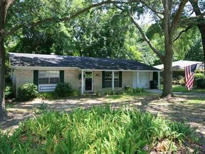 $182,000
Close to Mobile Bay!