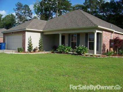 $183,000
Lake Charles, 5 year old home with 3 bedrooms and 2 baths in
