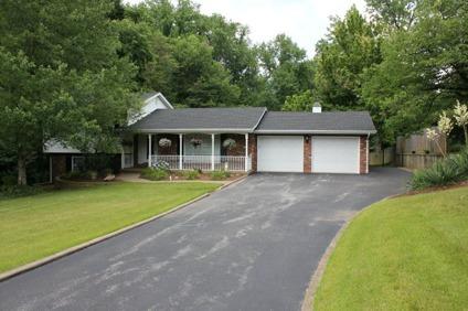 $183,000
West Side Home for Sale - 1821 N Red Bank Road, Evansville, IN 47720