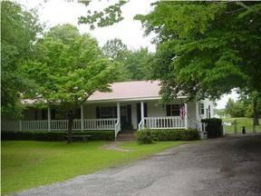 $184,000
Moncks Corner 3BR 2BA, This is the waterfront home you have