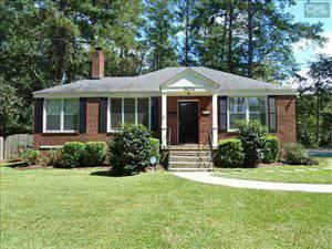 $184,900
Columbia 3BR 1BA, Adorable brick bungalow is move-in ready.