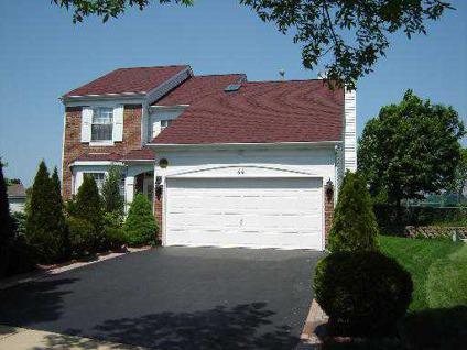 $184,900
Mundelein 3BR 2.5BA, Absolutely stunning home with very open