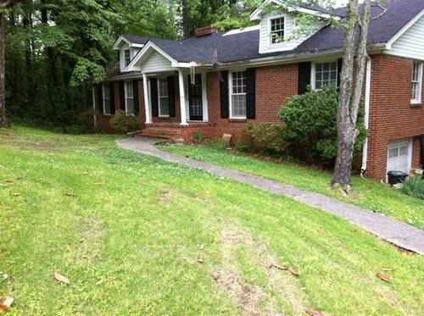 $185,000
HEART of VESTAVIA don't miss your chance to live in VESTAVIA