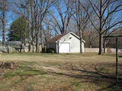 $185,000
Single Family, two story traditional - Collierville, TN