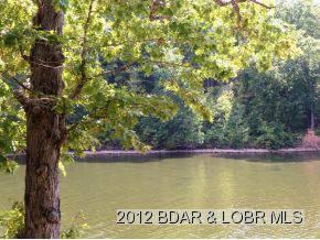 $187,000
Great lot to build your home, has 215 ft. of lake front, located near the mouth