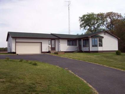$187,000
Winamac 3BR 2BA, This home has an open kitchen/dining room
