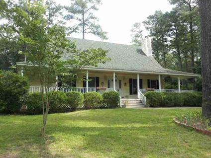 $187,900
Camden 2BR 2BA, This is a lovely home located on a wooded