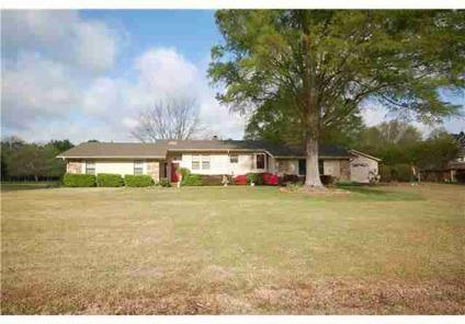 $189,000
Residential/Non-Condo, Traditional - PIPERTON, TN