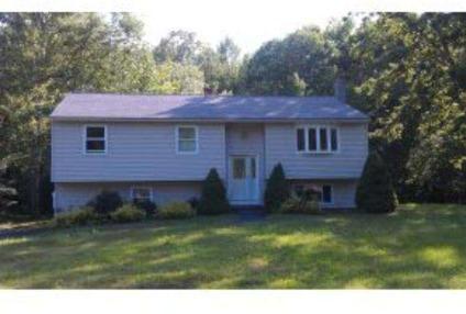 $189,900
Derry 3BR 2BA, Split level style home with additional family