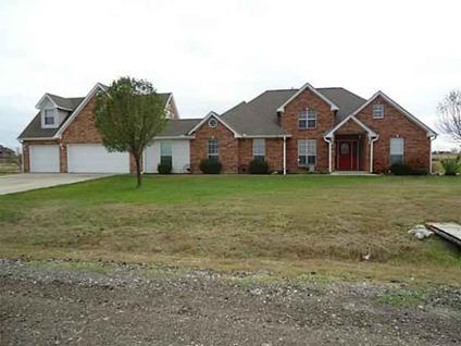 $189,900
Krum 3BR 2BA, This beautiful 3-2-3 has a quiet country