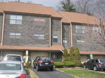 $189,900
West Milford 3BR 2.5BA, Bright and spacious Essex model
