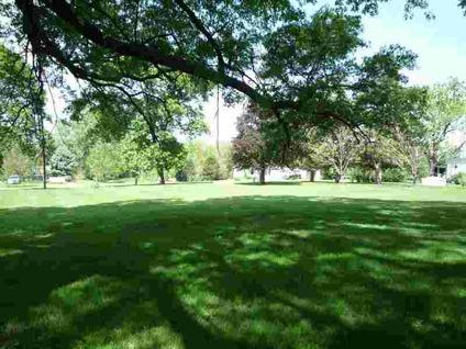 $18,000
Wellman, Remarkable buildable lot with many mature trees and