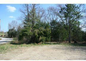 $18,900
Hollister, on this 1.33 Acre mix of wood-land & pasture