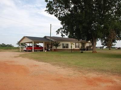 $190,000
Home With 7 Acres!