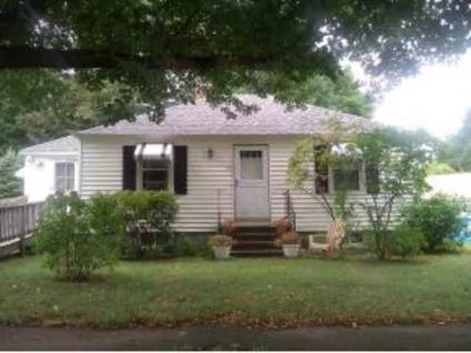 $190,000
Portsmouth 2BR 1BA, Well cared for hip roofed ranch style
