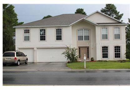 $190,500
Lakeland, Short Sale. This large 5 bedrooms plus home offers