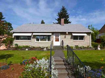 $192,500
Seattle 3BR 1.5BA, This classic vintage home features a