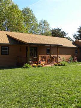 $192,900
Country Home on Acreage