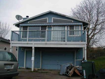 $194,500
Seattle Real Estate Home for Sale. $194,500 4bd/3ba. - Metropolitan Realty Group