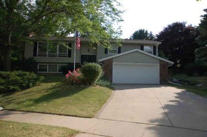 $194,900
Madison 2.5BA, Natural light abounds in this well maintained