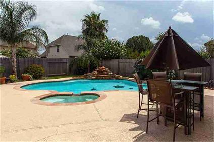 $194,900
Pearland 4BR 2.5BA, Your own little slice of paradise is