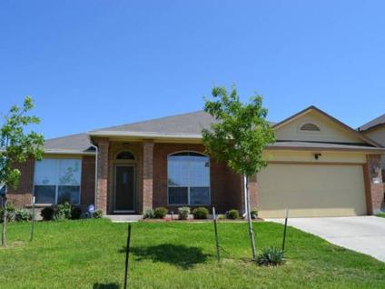 $194,950
Elegant Home with Great Family Space!