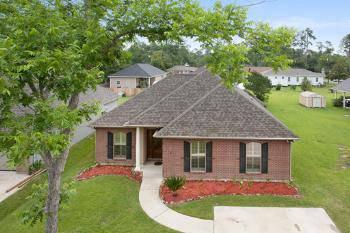 $195,000
Slidell 4BR 2BA, The pride of ownerships really shows in