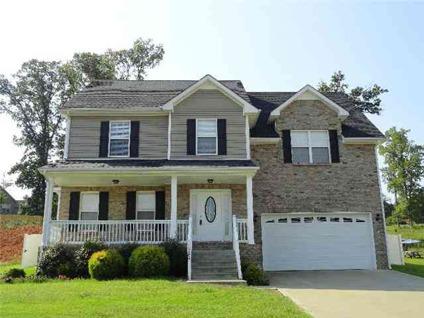 $198,000
Clarksville, Need Space?? This Home has 4 Bedrooms