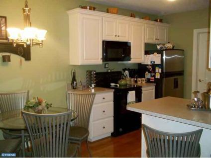 $198,000
Glen Mills Two BA, Enter into this bright and well cared for
