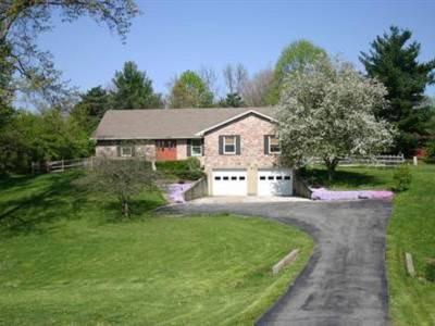$198,000
Spacious Home on Large Wooded Lot Offers Space & Privacy!
