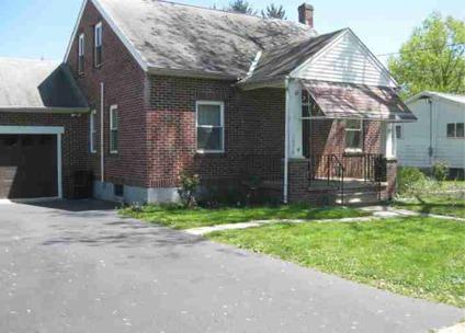 $198,900
Richlandtown 4BR 1.5BA, Make yourself at home in this cozy