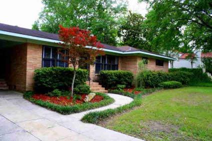 $199,000
Fairhope 3BR 2BA, Beautifully landscaped brick home in a