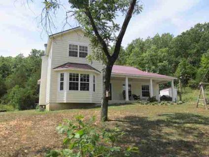 $199,000
New....older sytle home on 20 acres m/l 4 bd could be 5 easy...3 full baths.