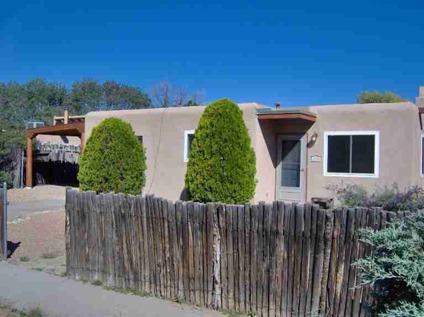 $199,000
Santa Fe Real Estate Home for Sale. $199,000 2bd/2ba. - Ron Heabler of
