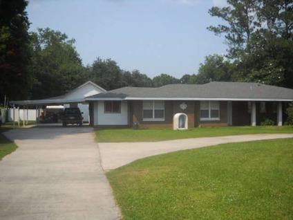 $199,000
Thibodaux, Nice older home featuring 3 bedrooms, 2 baths