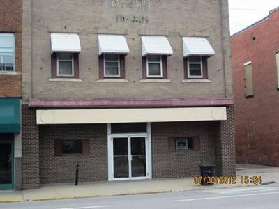 $199,900
Carbondale, Former Restaurant located close to the strip.