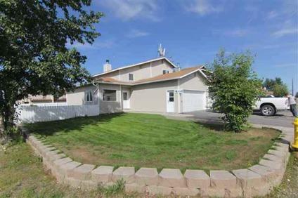 $199,900
Fairbanks Real Estate Home for Sale. $199,900 3bd/3ba. - Mcghee