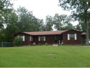 $199,900
Hanceville, VERY PRIVATE 3 BEDROOM, 2 BATH HOME WITH 15