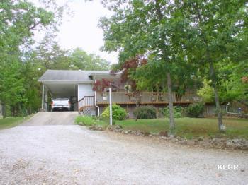 $199,900
Kirbyville 3BR, Country charmer graciously adorned by 7