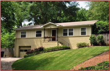 $199,900
Vestavia Hills, This one-level homes features 3 Bedrooms and