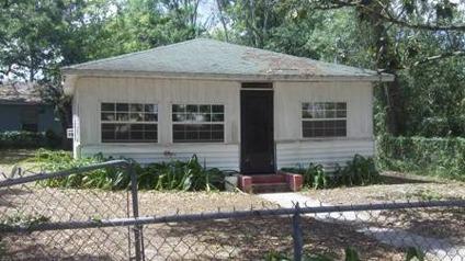 $19,500
Cheap home on 3 lots in N. Orlando
