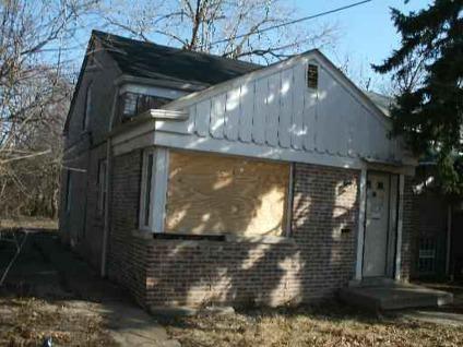 $19,900
Townhouse-2 Story - CHICAGO, IL